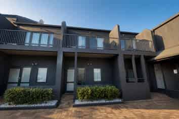 15D Hood Street, Hamilton Central