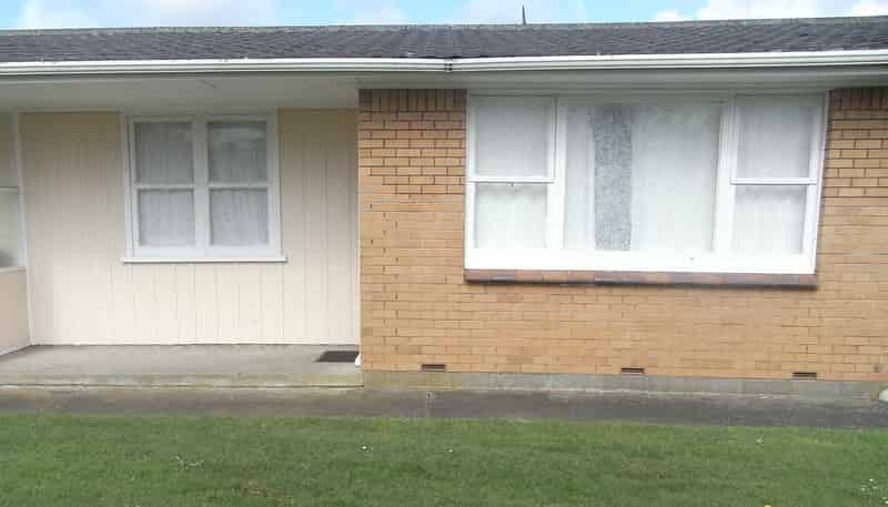 2/142 Buckland Road, Mangere East