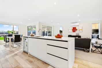 25 Central Park Drive, Mangawhai