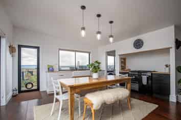 403 McArthur Road, Alexandra