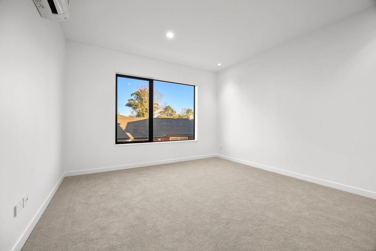 Step into Sophistication & Comfort – další