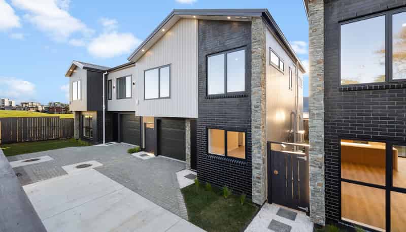 4/31 Akoranga Drive, Northcote