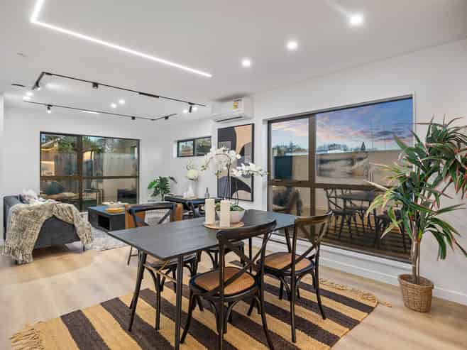 5/31 Akoranga Drive, Northcote