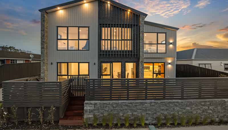 1-4/31 Akoranga Drive, Northcote