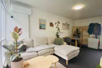 2/67 St Vincent Ave, Remuera