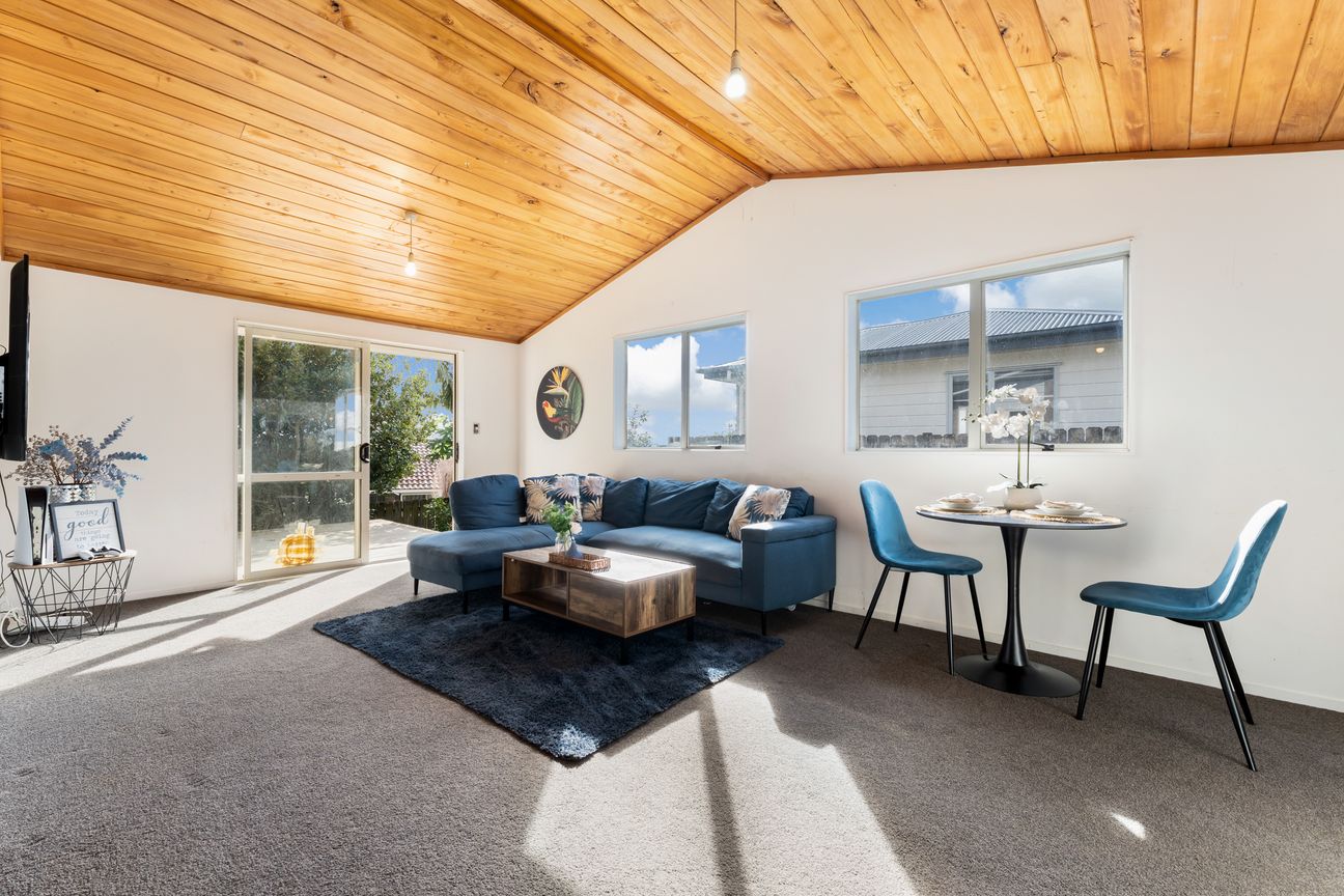 Vendor Says Sell!  All Offers Considered - Vista 2