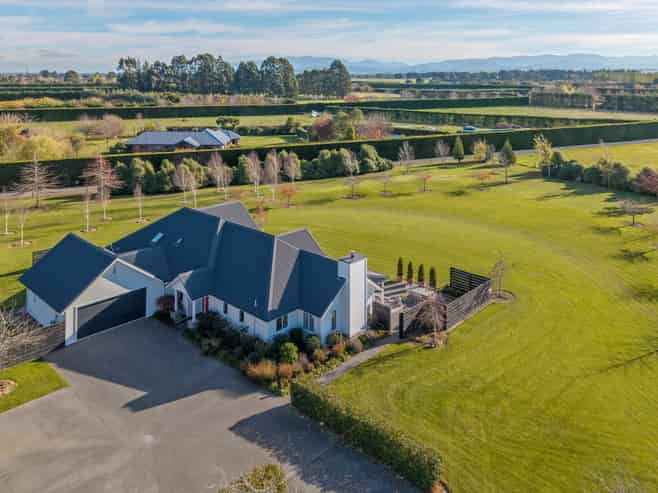 695 McLaughlins Road, Darfield