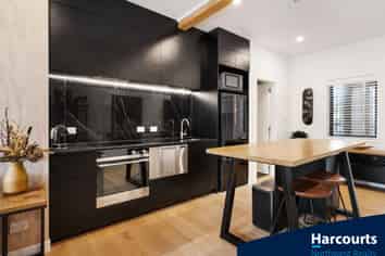 3/165 Hobsonville Point Road, Hobsonville
