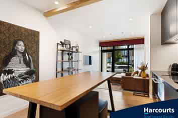 3/165 Hobsonville Point Road, Hobsonville