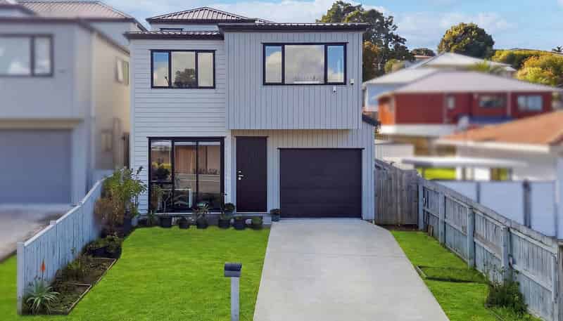 84B West Harbour Drive, West Harbour