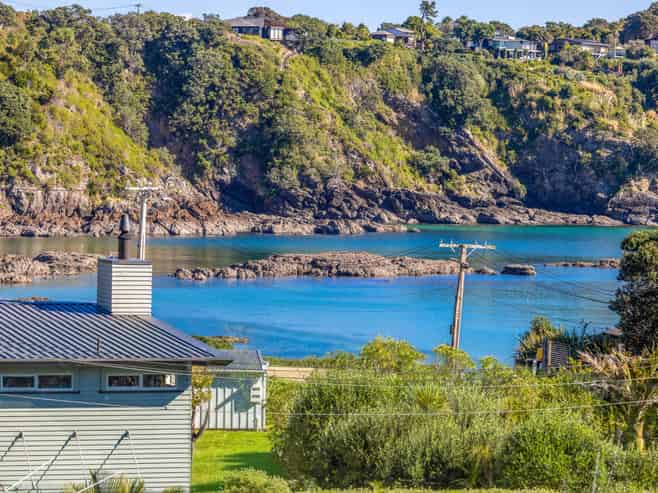 76 Great Barrier Road, Oneroa