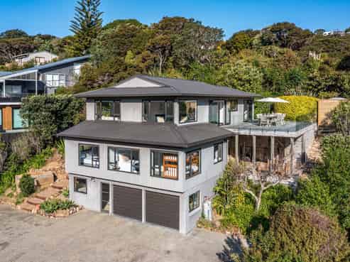 76 Great Barrier Road, Oneroa