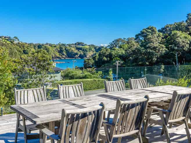 76 Great Barrier Road, Oneroa