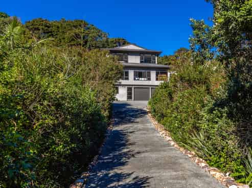 76 Great Barrier Road, Oneroa