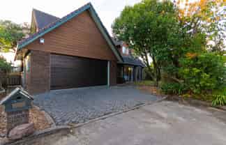 123D Park Road, West End