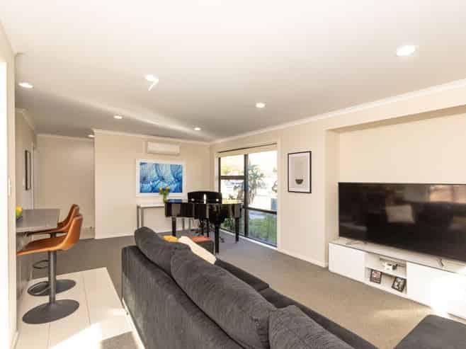 36 Karina Terrace, Roslyn
