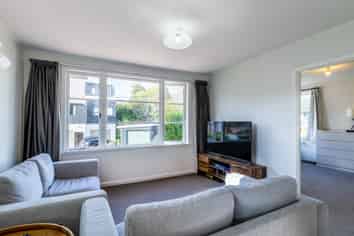17 Hutchinson Ave, New Lynn