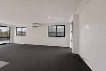 31 Tahuna Minhinnick Drive, Glenbrook
