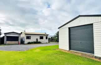 61 State Highway 1, Awanui