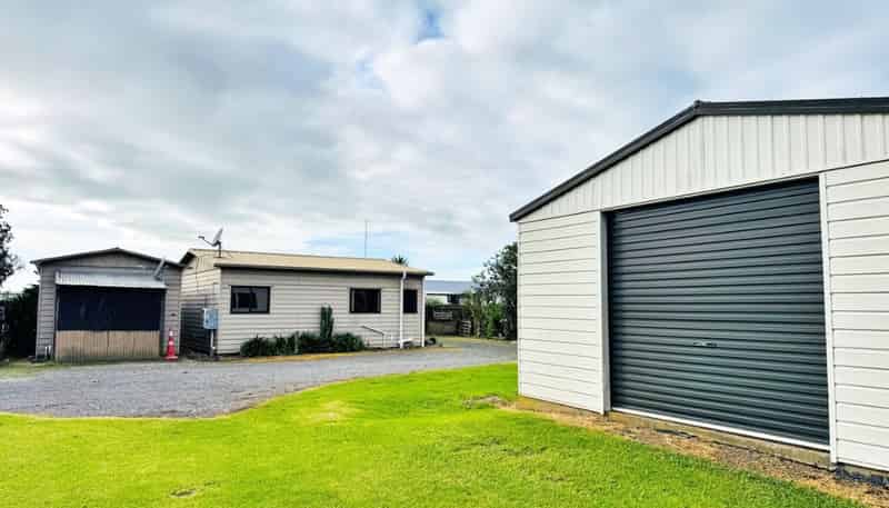 61 State Highway 1, Awanui