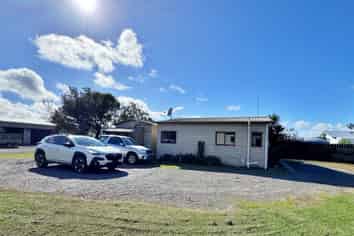 61 State Highway 1, Awanui