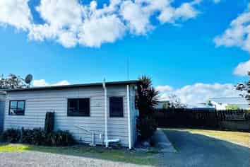 61 State Highway 1, Awanui