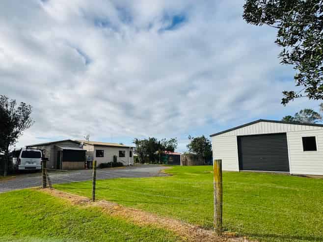61 State Highway 1, Awanui