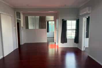 Refurbished Villa in the Heart of Taradale