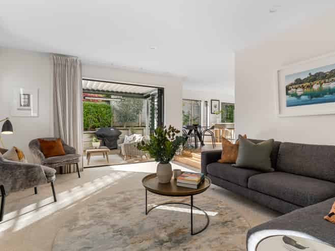 12A Appleyard Crescent, Meadowbank