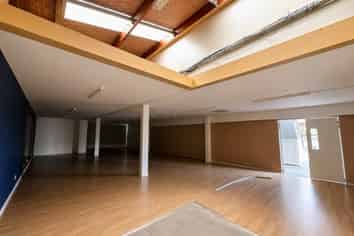 Large Format Showroom
