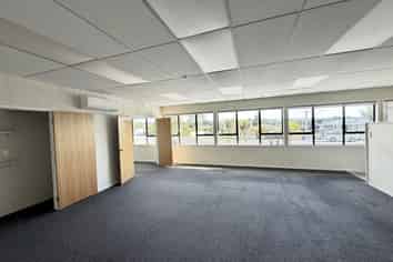 Affordable Henderson Office | 85m2