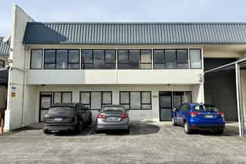Affordable Henderson Office | 85m2