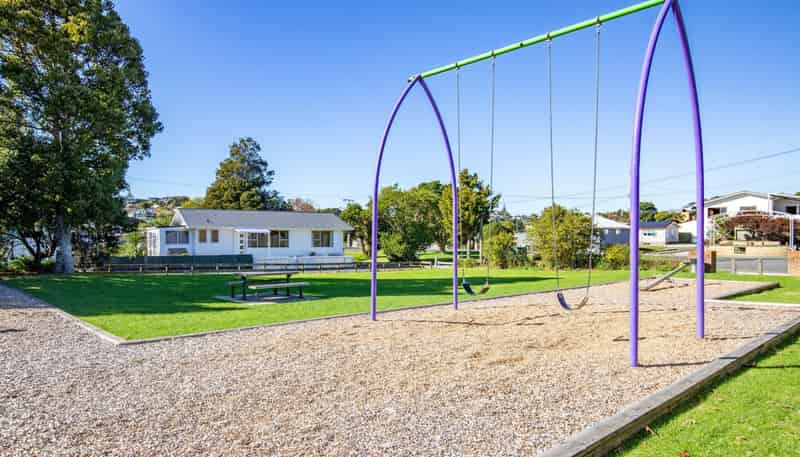 42B Wallis Street, Raglan