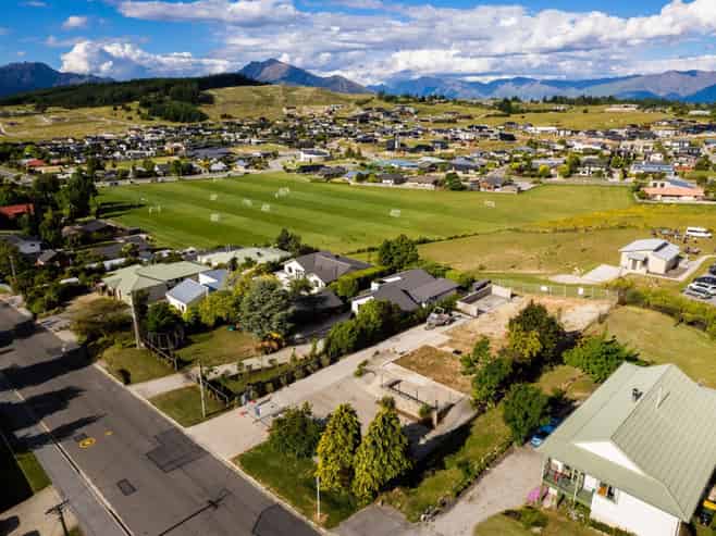 63 Totara Terrace, Wanaka