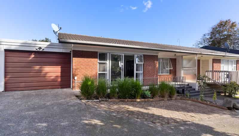 2/26 James Road, Manurewa