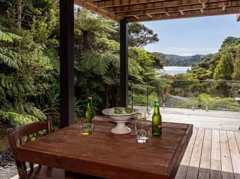 16 Major Bridge Drive, Russell