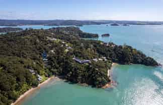 16 Major Bridge Drive, Russell