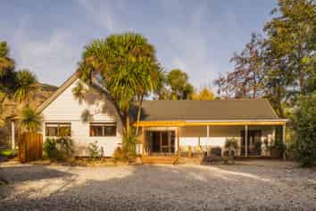 72 Western Valley Road, Little River