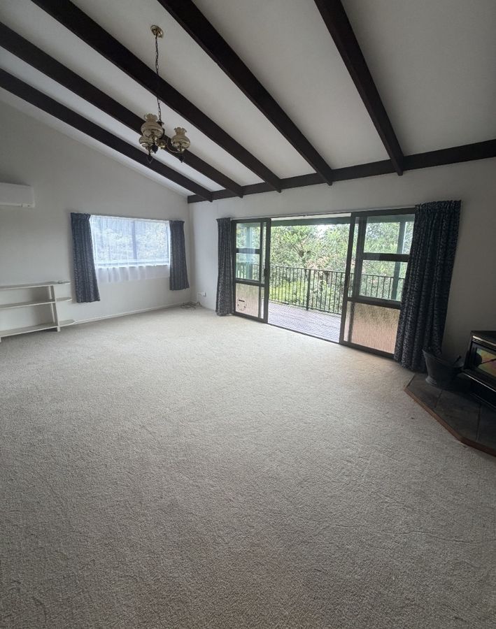 Bush Retreat with Sea Views - Skats 4