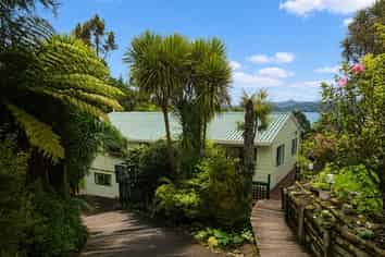 58 Centennial Drive, Whitianga