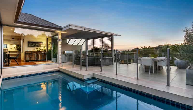 402 Riddell Road, Glendowie