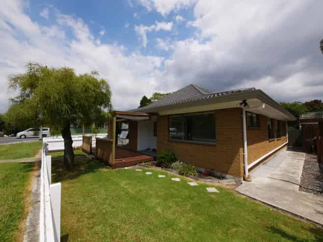 2/423 Great South Road, Opaheke