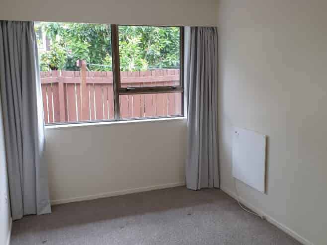 2/423 Great South Road, Opaheke