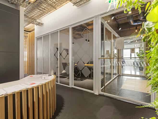 Full floor office in central Hamilton