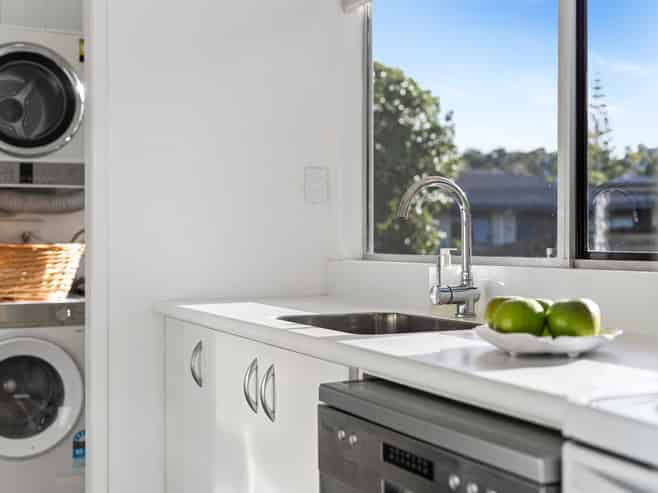 2/63 John Downs Drive, Browns Bay