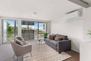 1/142 Onslow Road, Khandallah