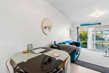 19/100 River Road, Hamilton East