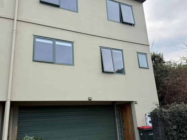 17/2 Onehunga Harbour Road, Onehunga