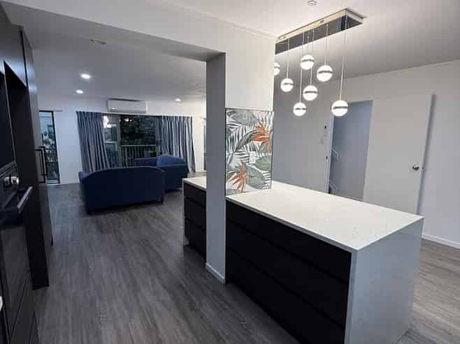 17/2 Onehunga Harbour Road, Onehunga