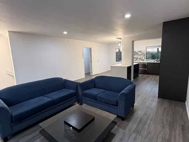 17/2 Onehunga Harbour Road, Onehunga